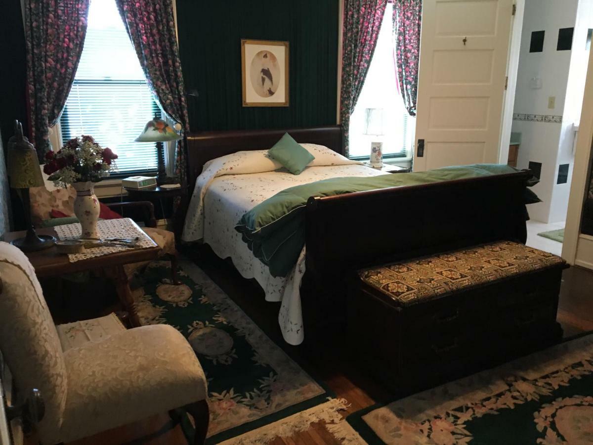 Manheim Manor Bed & Breakfast Esterno foto