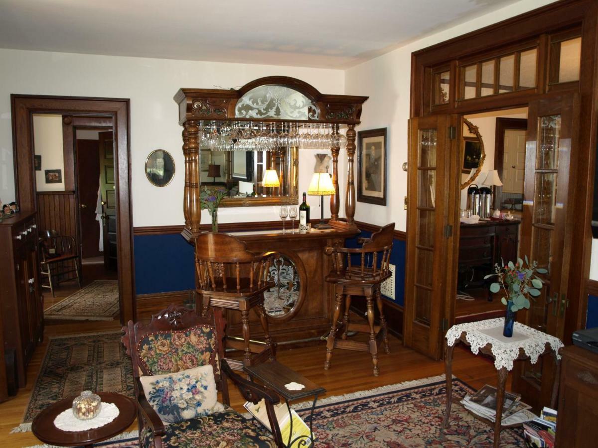 Manheim Manor Bed & Breakfast Esterno foto