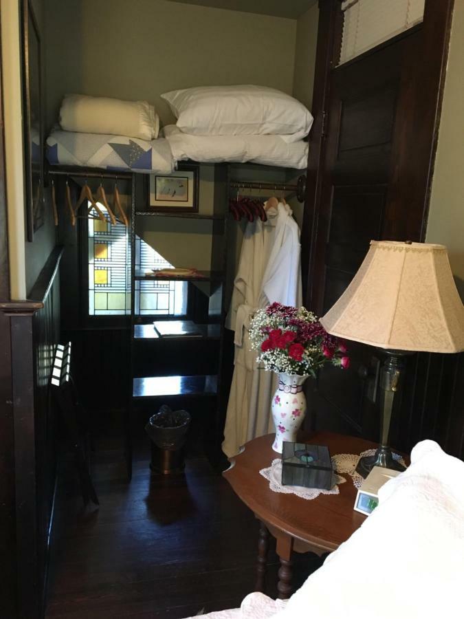 Manheim Manor Bed & Breakfast Esterno foto